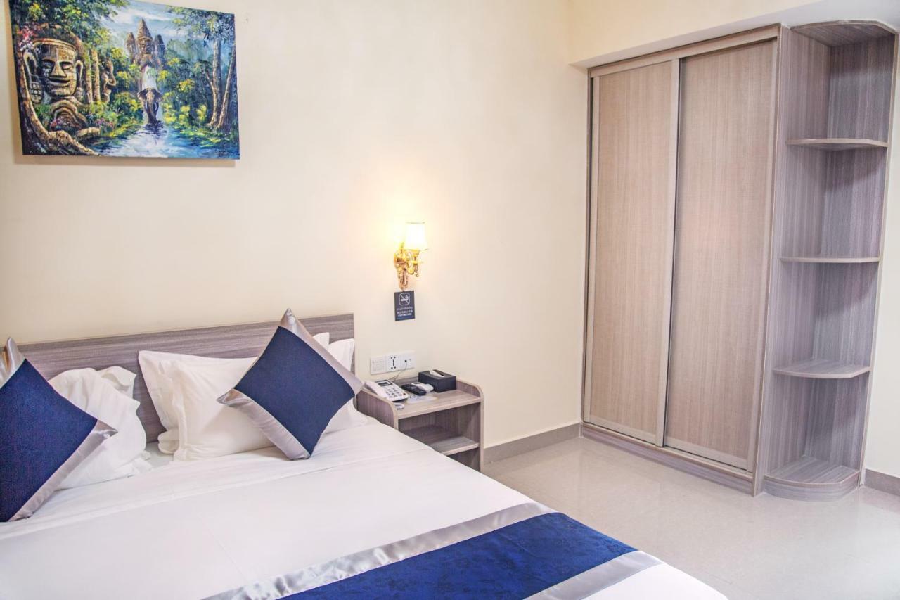 City Comfort Hotel Phnom Penh Airport Exterior photo